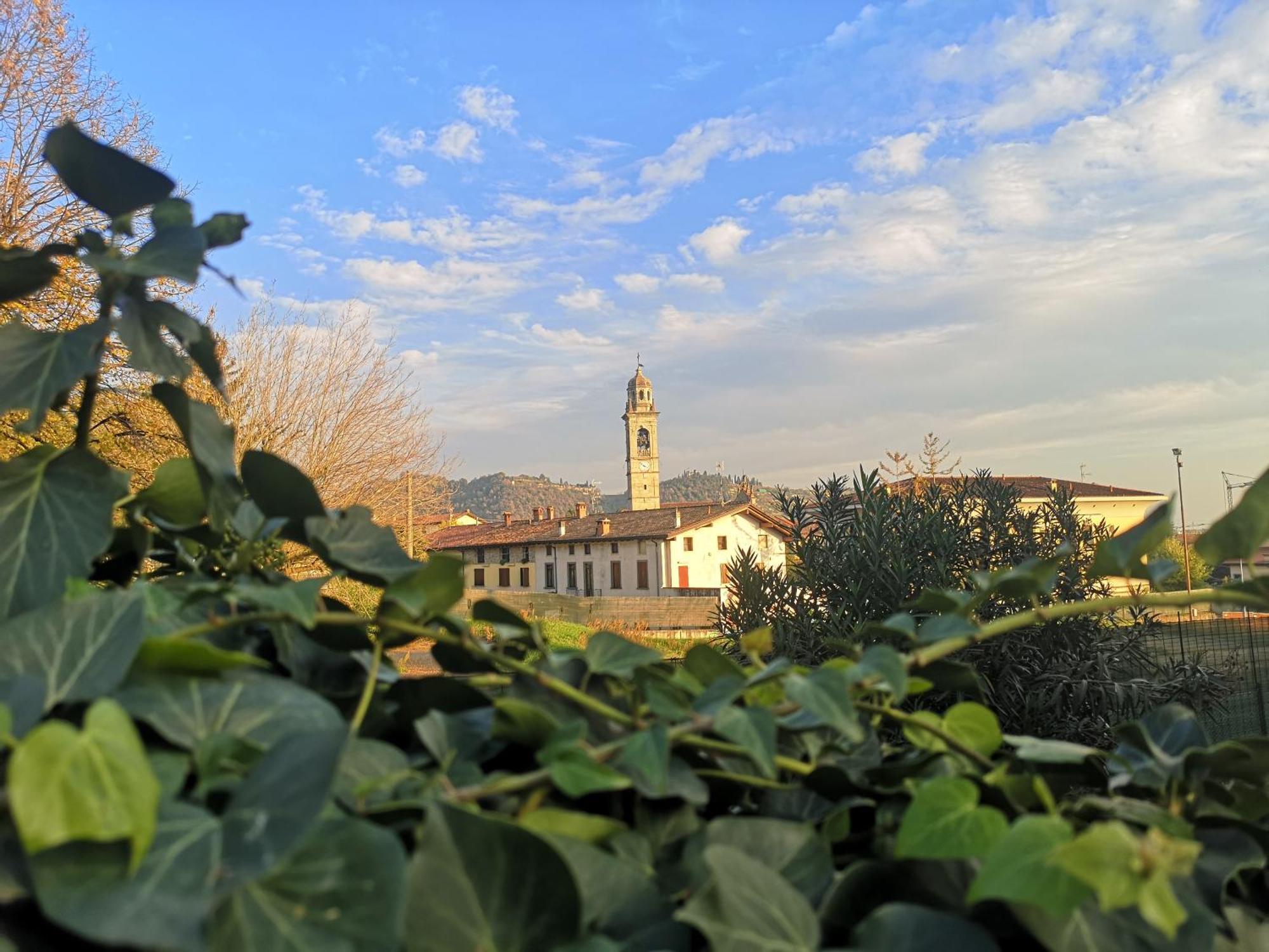 Il Piazzolo, Un Angolo Di Storia Carobbio degli Angeli Extérieur photo