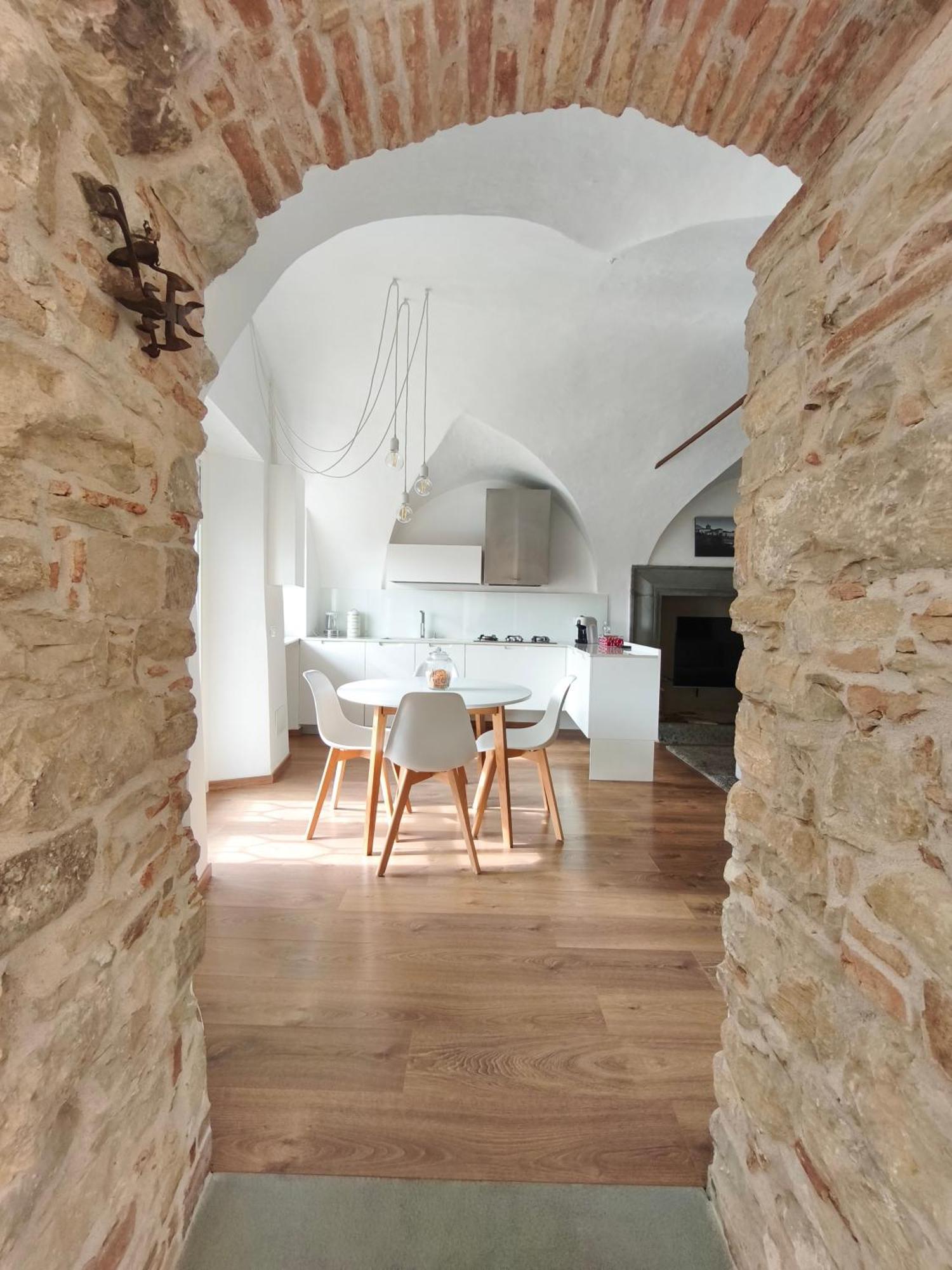 Il Piazzolo, Un Angolo Di Storia Carobbio degli Angeli Extérieur photo